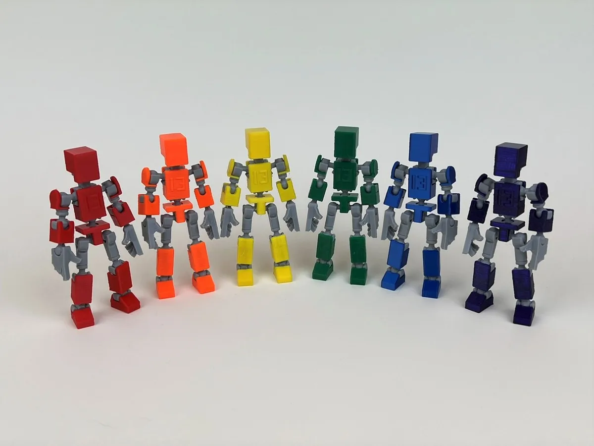 MINI 13 – ledad figur – bild av Lucky 13 Toys