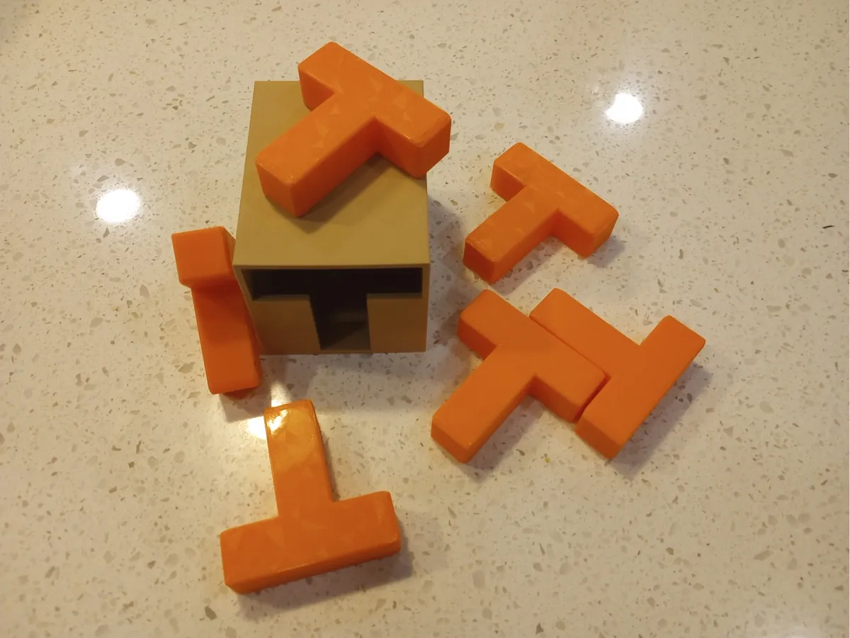 6 T-pusslet, foto 1 av designern PuzzledKiwi