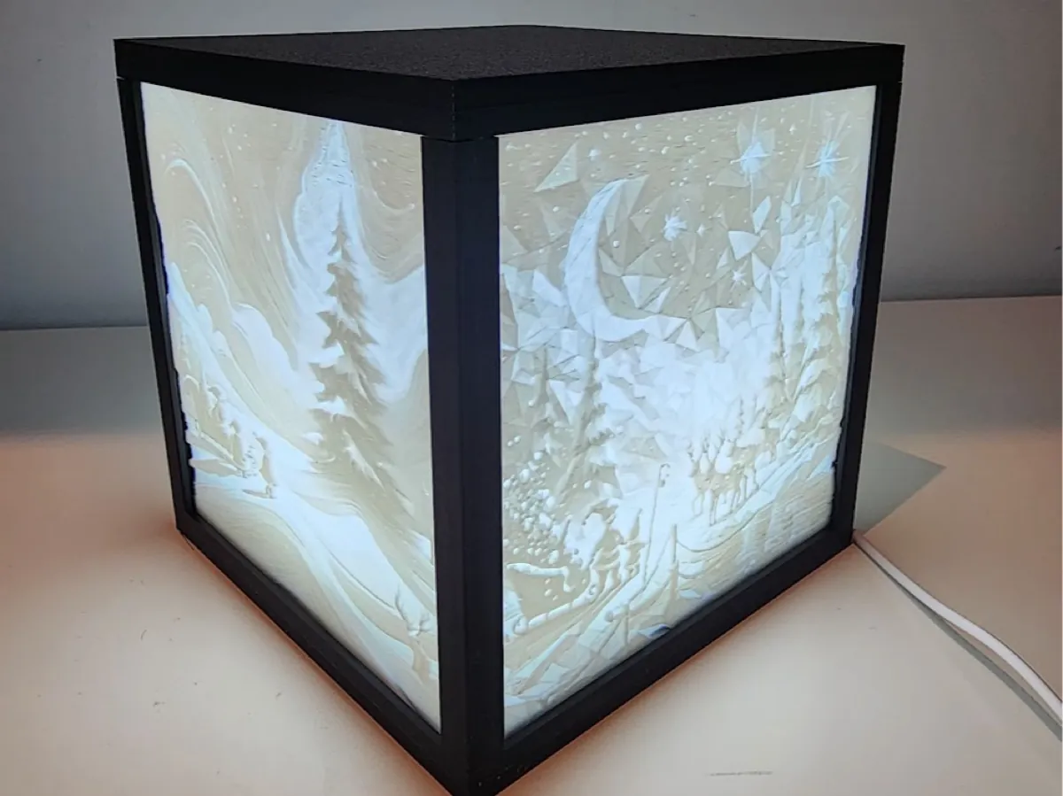 Litofankub-lampa, foto 1 av designern Maxime Labelle